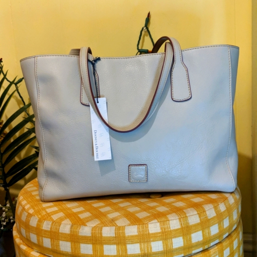Dooney and Bourke Florentine Ashton tote NWT!!